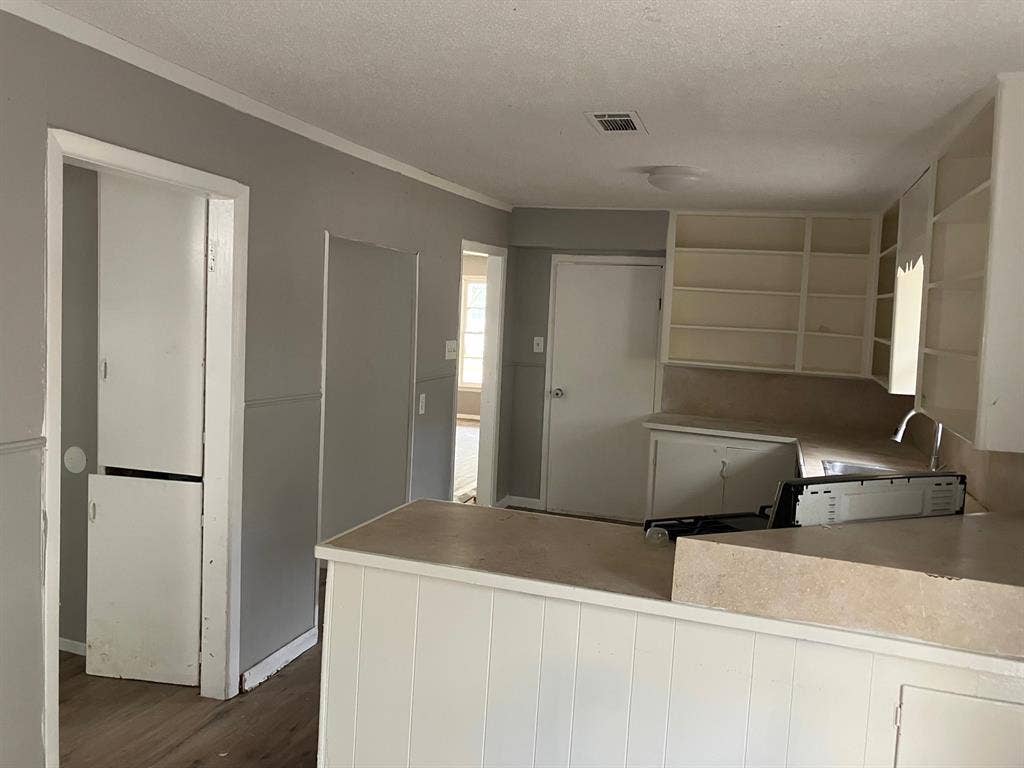 4017 Gordon Street, Greenville, TX 75401 4017 Gordon Street, Greenville, TX 75401