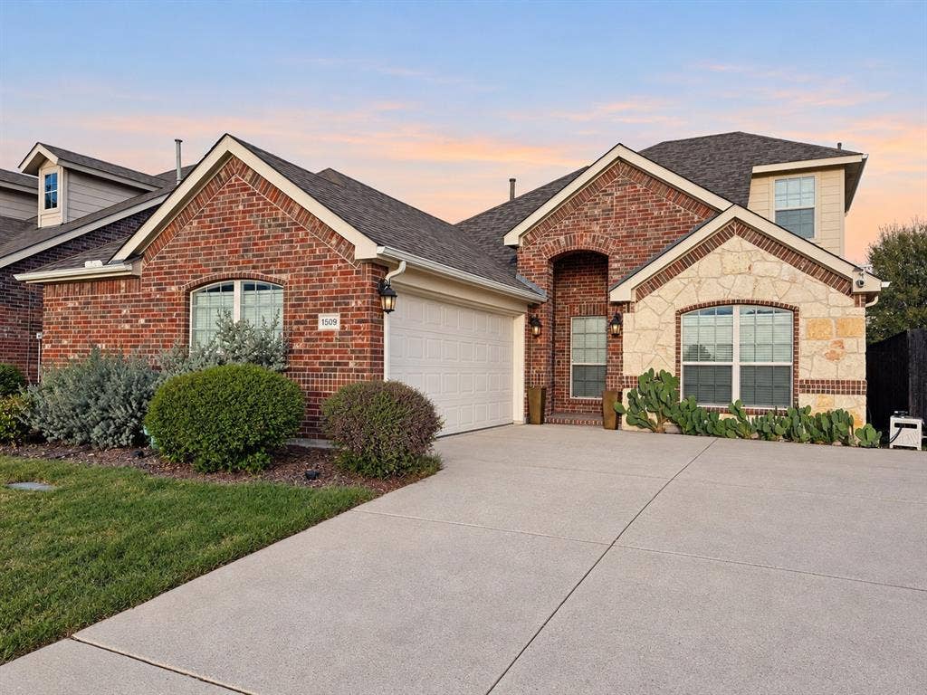 1509 Enchanted Rock Trail, McKinney, TX 75072 1509 Enchanted Rock Trail, McKinney, TX 75072