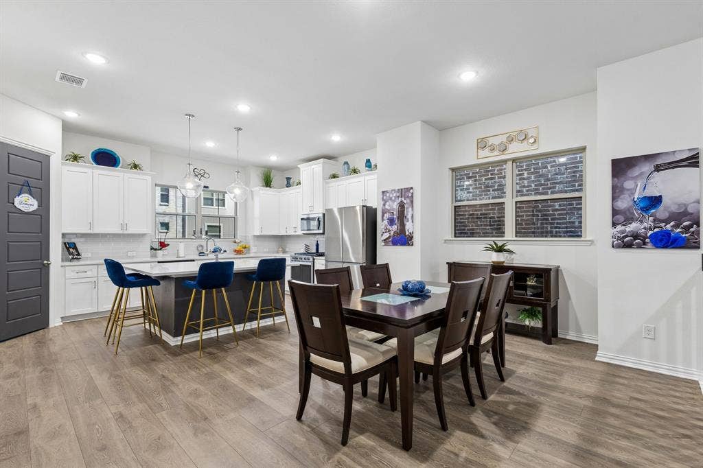 4308 Henderson Avenue, North Richland Hills, TX 76180 Kitchen opens to Dining