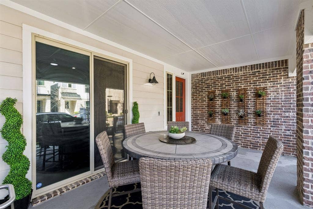 4308 Henderson Avenue, North Richland Hills, TX 76180 Outdoor Patio - opens to the Office or Flex Room
