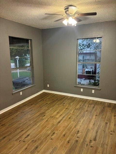 514 E Sears Street, Denison, TX 75021 514 E Sears Street, Denison, TX 75021