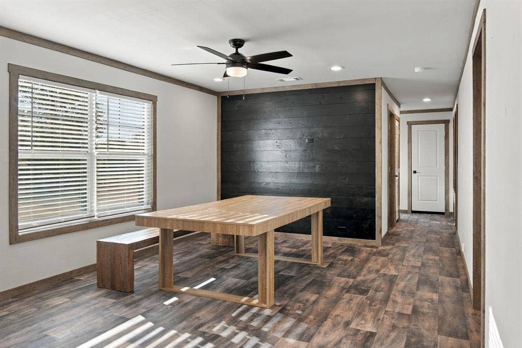 18061 CINDY Lane, Justin, TX 76247 18061 CINDY Lane, Justin, TX 76247