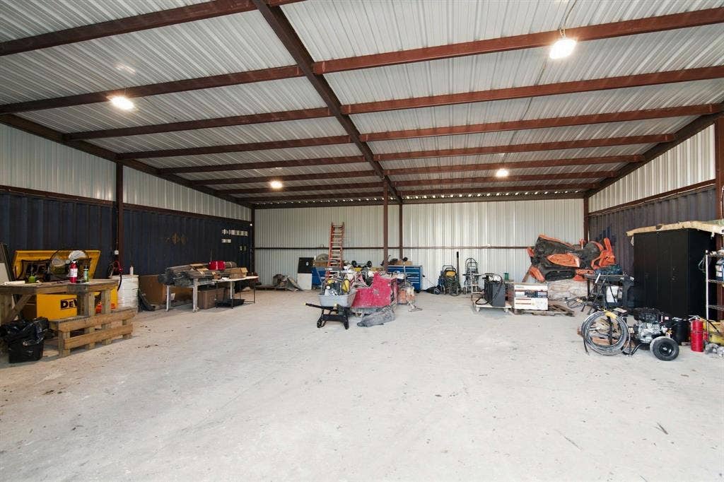 18061 CINDY Lane, Justin, TX 76247 18061 CINDY Lane, Justin, TX 76247