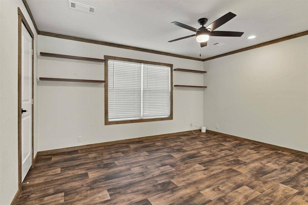 18061 CINDY Lane, Justin, TX 76247 18061 CINDY Lane, Justin, TX 76247