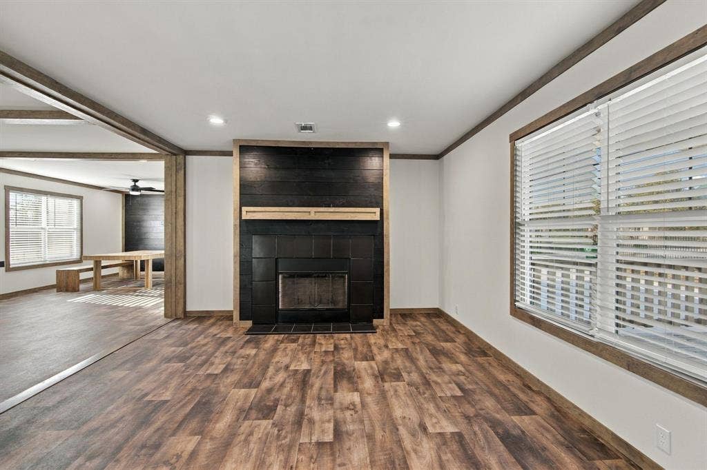 18061 CINDY Lane, Justin, TX 76247 18061 CINDY Lane, Justin, TX 76247