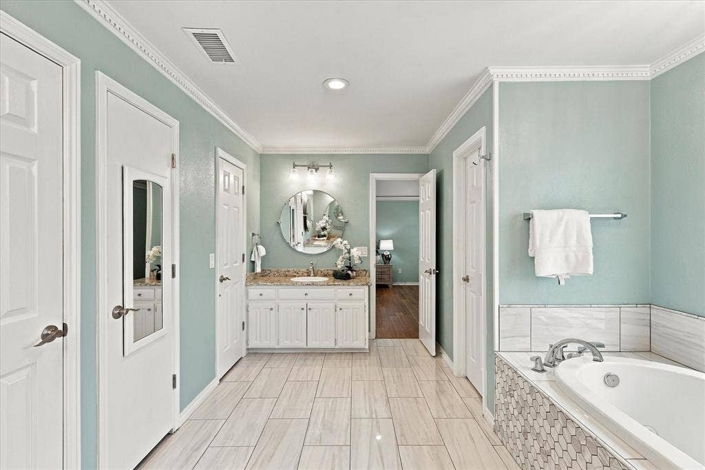 4134 High Star Lane, Dallas, TX 75287 4134 High Star Lane, Dallas, TX 75287