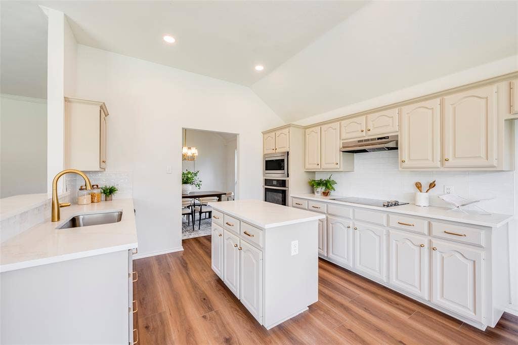 7036 Herman Jared Drive, North Richland Hills, TX 76182