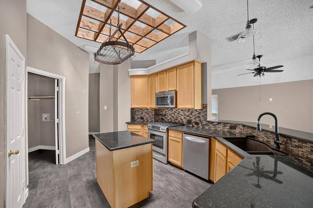 8301 Martha Lane, Rowlett, TX 75088