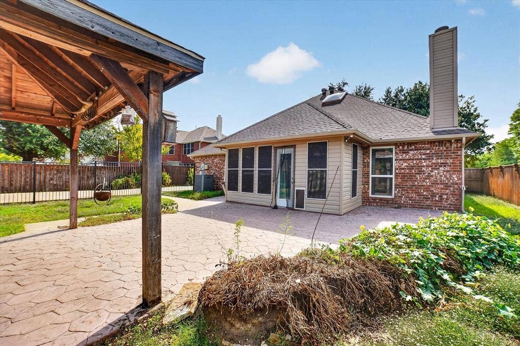 8301 Martha Lane, Rowlett, TX 75088