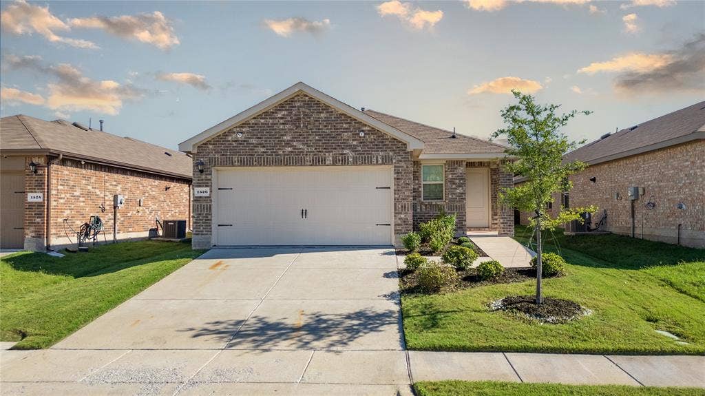 1526 Dilley Lane, Forney, TX 75126 1526 Dilley Lane, Forney, TX 75126