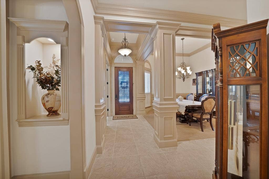1408 St Tropez Lane, Arlington, TX 76013 1408 St Tropez Lane, Arlington, TX 76013