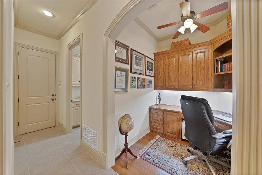 1408 St Tropez Lane, Arlington, TX 76013 1408 St Tropez Lane, Arlington, TX 76013