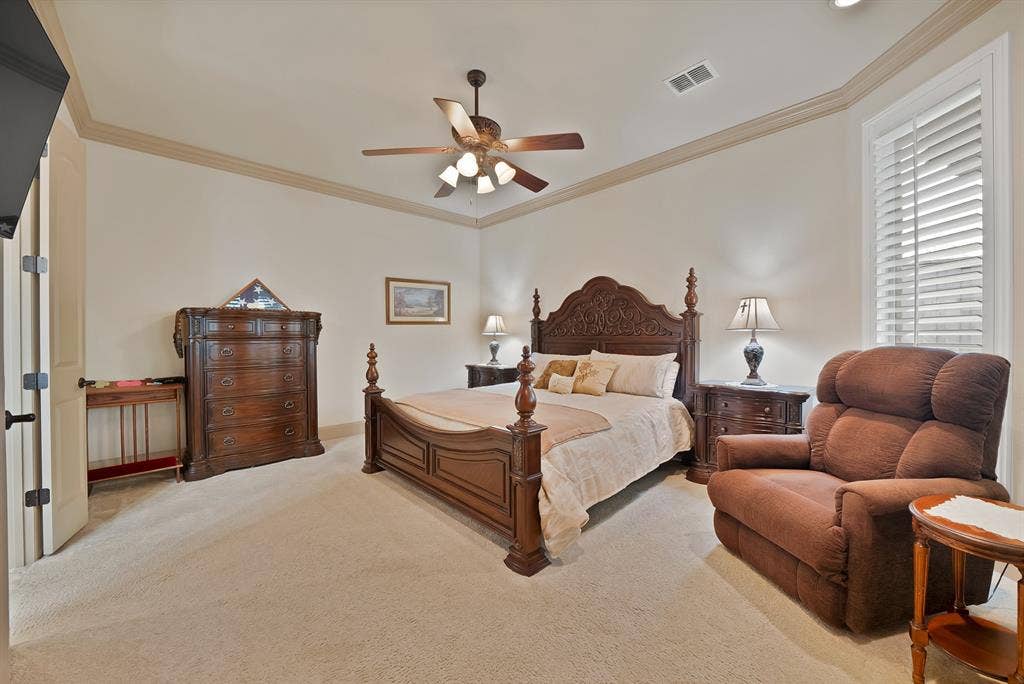1408 St Tropez Lane, Arlington, TX 76013 1408 St Tropez Lane, Arlington, TX 76013