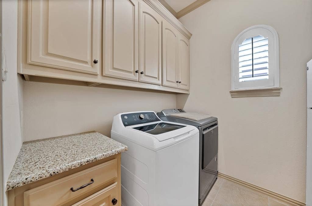 1408 St Tropez Lane, Arlington, TX 76013 1408 St Tropez Lane, Arlington, TX 76013