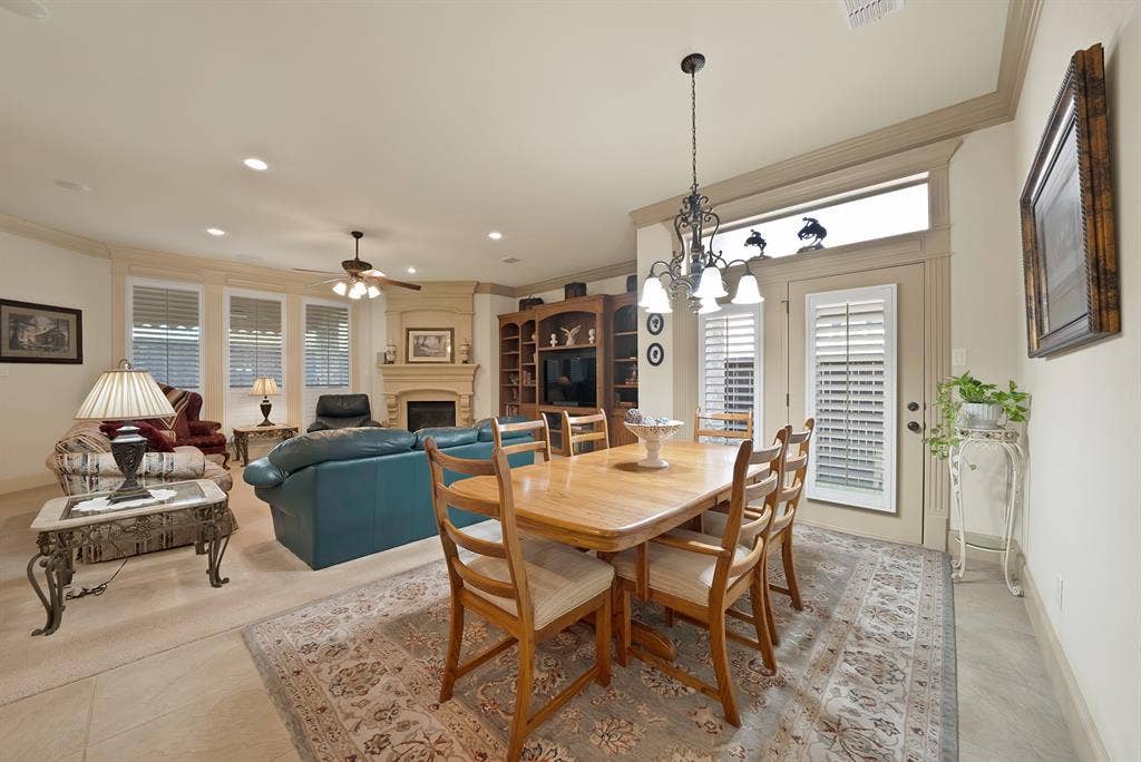 1408 St Tropez Lane, Arlington, TX 76013 1408 St Tropez Lane, Arlington, TX 76013