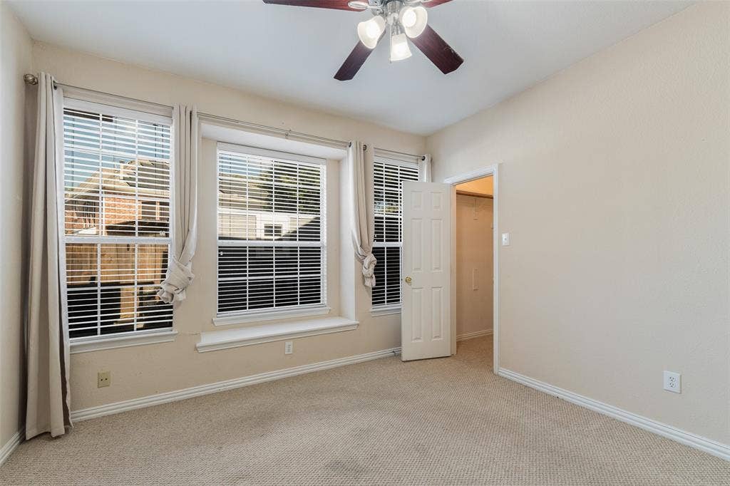 3819 Winding Forest Drive, Grand Prairie, TX 75052