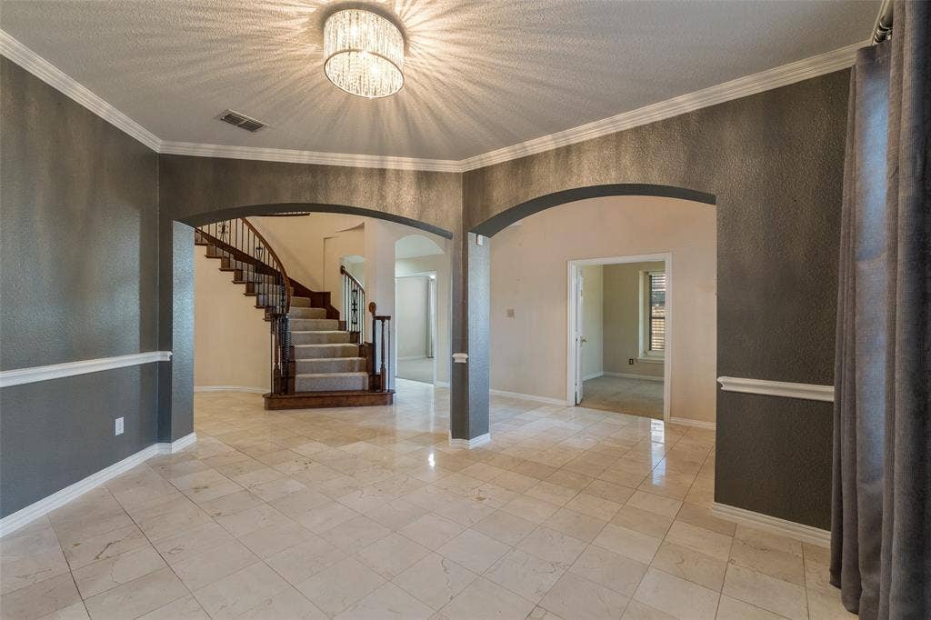 3819 Winding Forest Drive, Grand Prairie, TX 75052