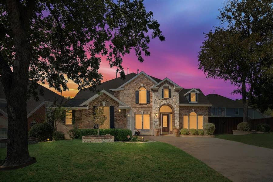 Property photo for 3819 Winding Forest Drive, Grand Prairie, TX