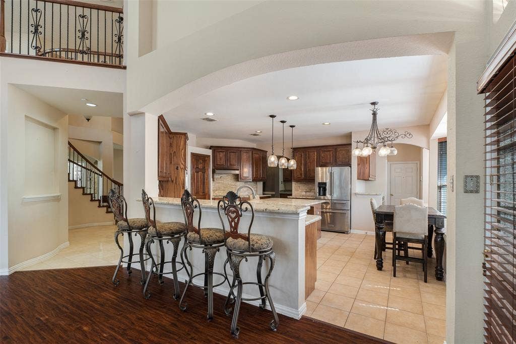 3819 Winding Forest Drive, Grand Prairie, TX 75052