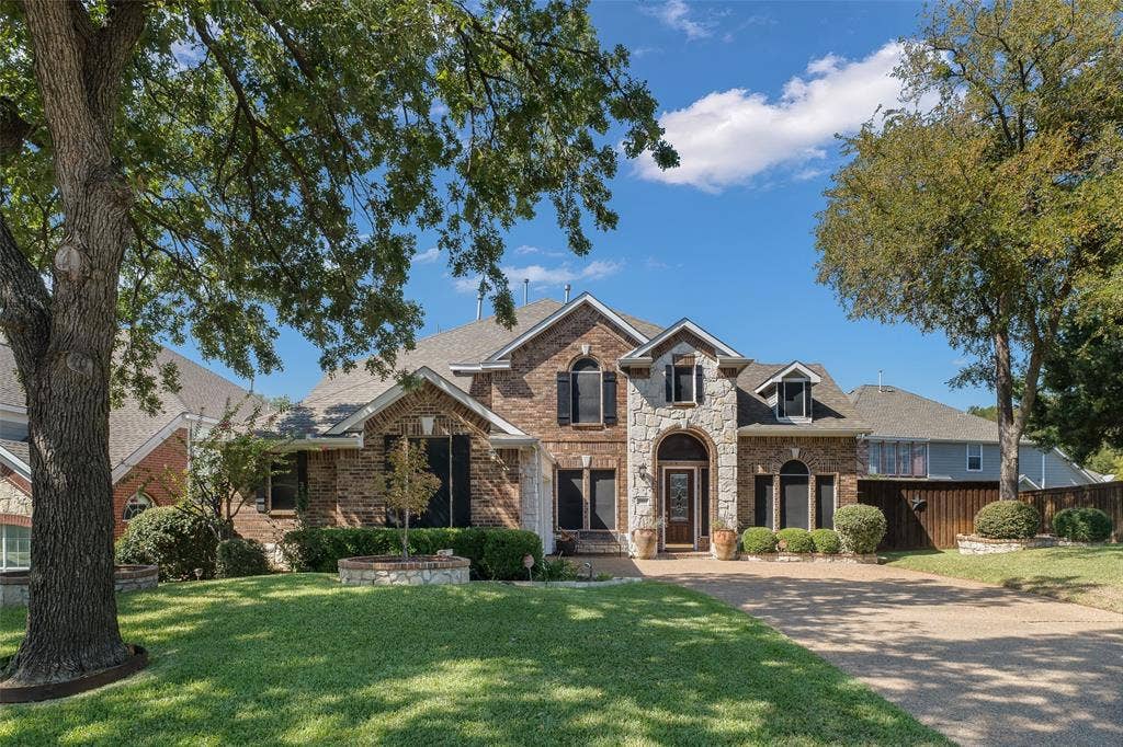 3819 Winding Forest Drive, Grand Prairie, TX 75052