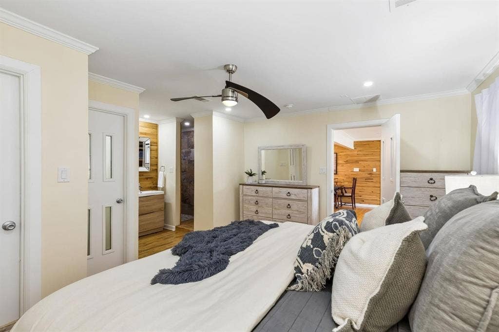 1401 N Highland Avenue, Sherman, TX 75092