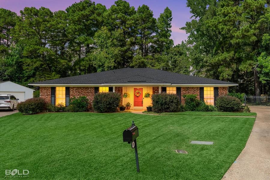 Property photo for 2506 Prestwick Court, Shreveport, LA