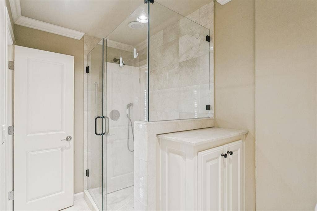 6003 Weymouth Drive, Dallas, TX 75252 6003 Weymouth Drive, Dallas, TX 75252