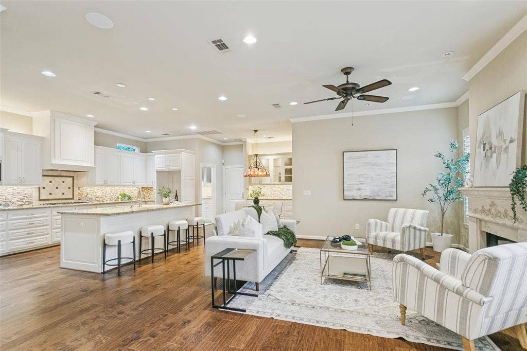 6003 Weymouth Drive, Dallas, TX 75252 6003 Weymouth Drive, Dallas, TX 75252