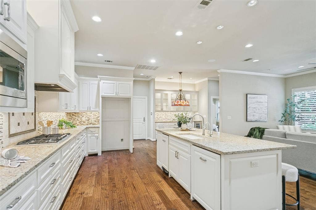 6003 Weymouth Drive, Dallas, TX 75252 6003 Weymouth Drive, Dallas, TX 75252