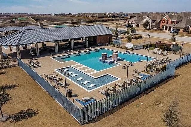 1249 Meridian Drive, Forney, TX 75126 1249 Meridian Drive, Forney, TX 75126