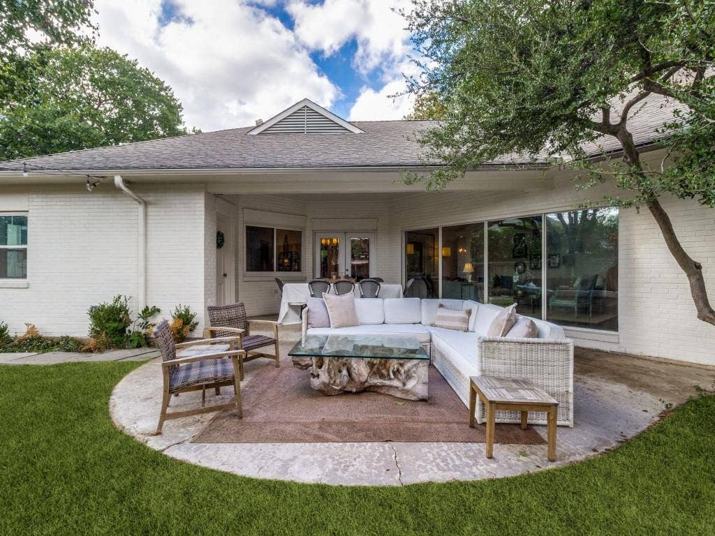 4448 Hallmark Drive, Dallas, TX 75229