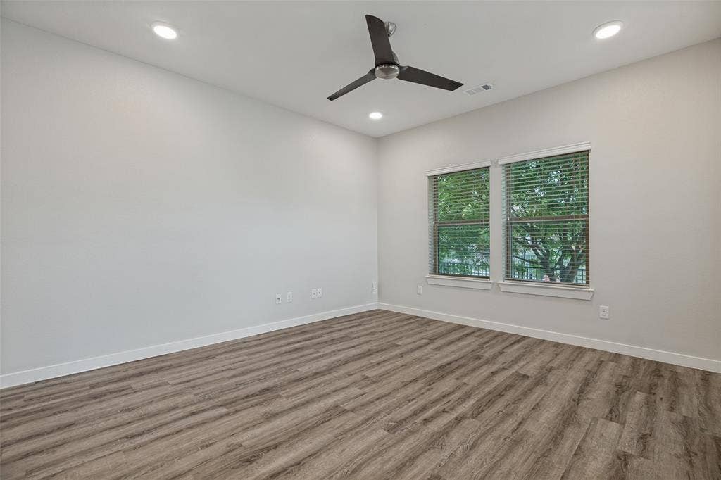 1596 Fiji Street, Dallas, TX 75203