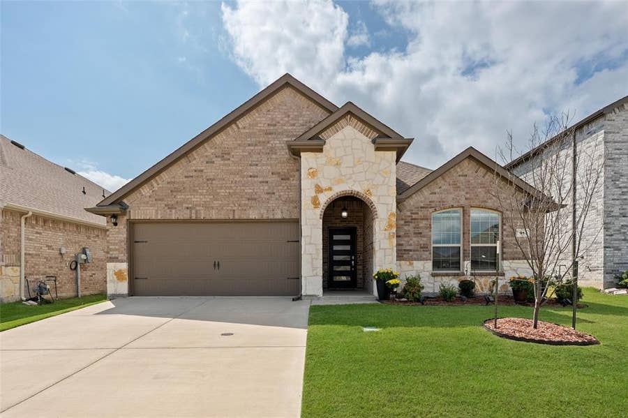 Property photo for 911 Cottontail Drive, Princeton, TX