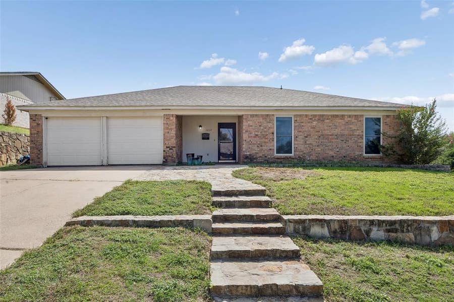 Property photo for 7837 Gaston Avenue, Fort Worth, TX