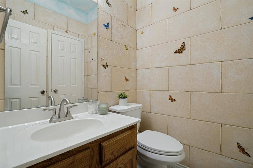 4304 Cape Cod Drive, The Colony, TX 75056 4304 Cape Cod Drive, The Colony, TX 75056