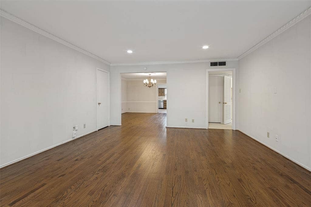 6211 Bandera Avenue, #D, Dallas, TX 75225