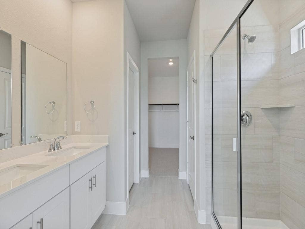 1411 Buck Run Drive, McKinney, TX 75071 Master Bathroom w/dual Sinks