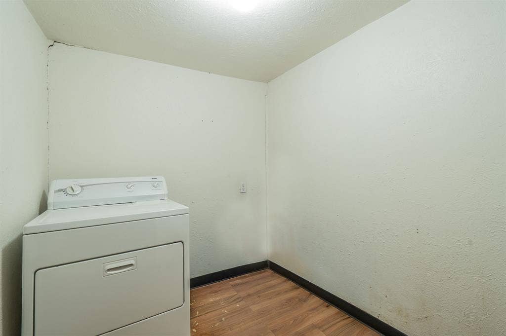 6454 Greenway Road, Fort Worth, TX 76116