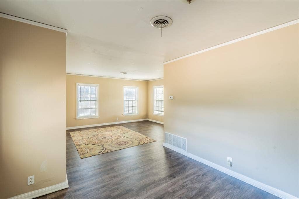 6454 Greenway Road, Fort Worth, TX 76116