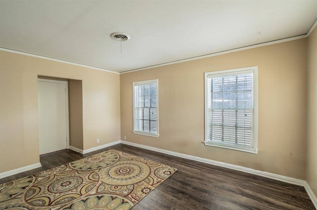 6454 Greenway Road, Fort Worth, TX 76116