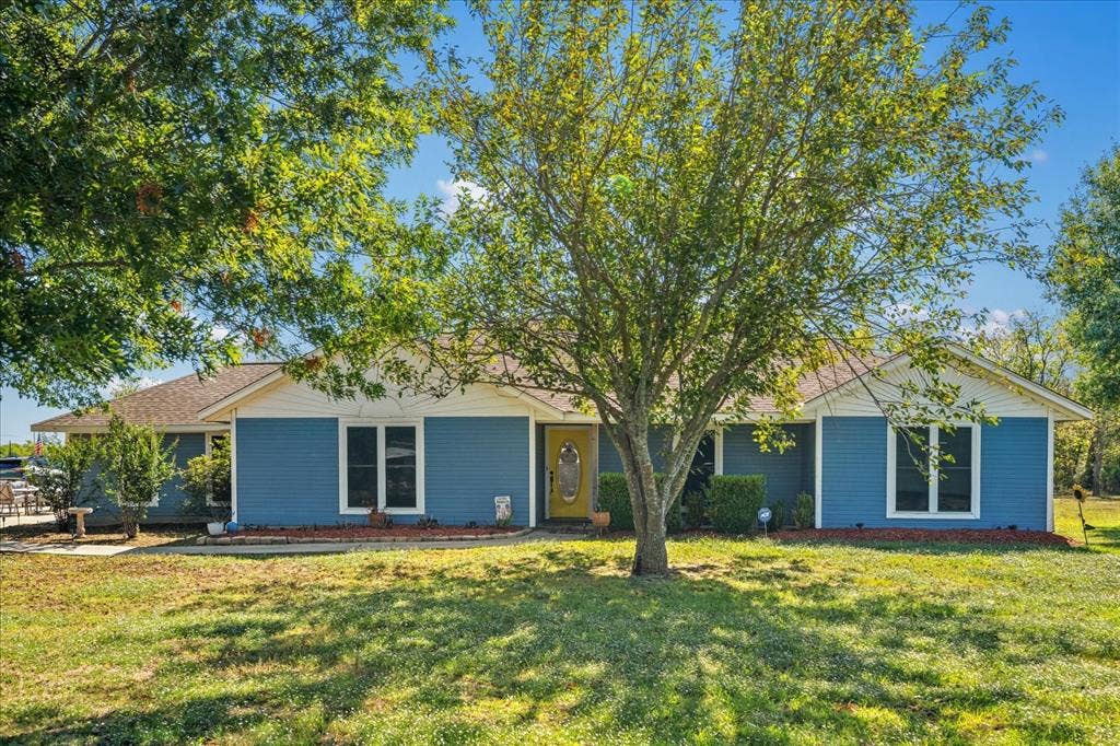 4715 Dell Drive, Greenville, TX 75401