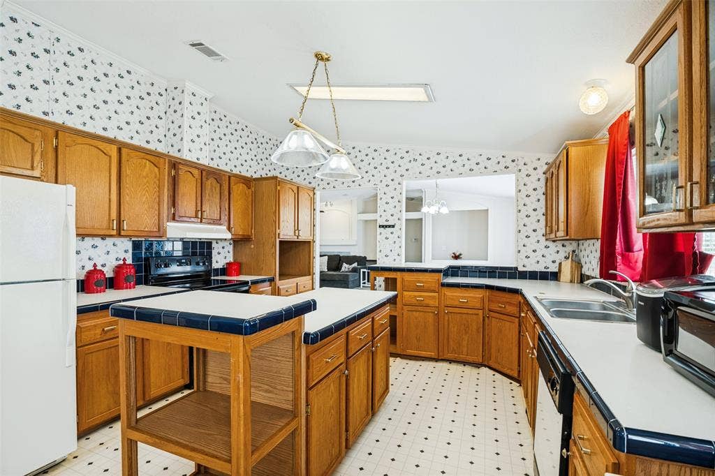 5986 County Road 593, Nevada, TX 75173