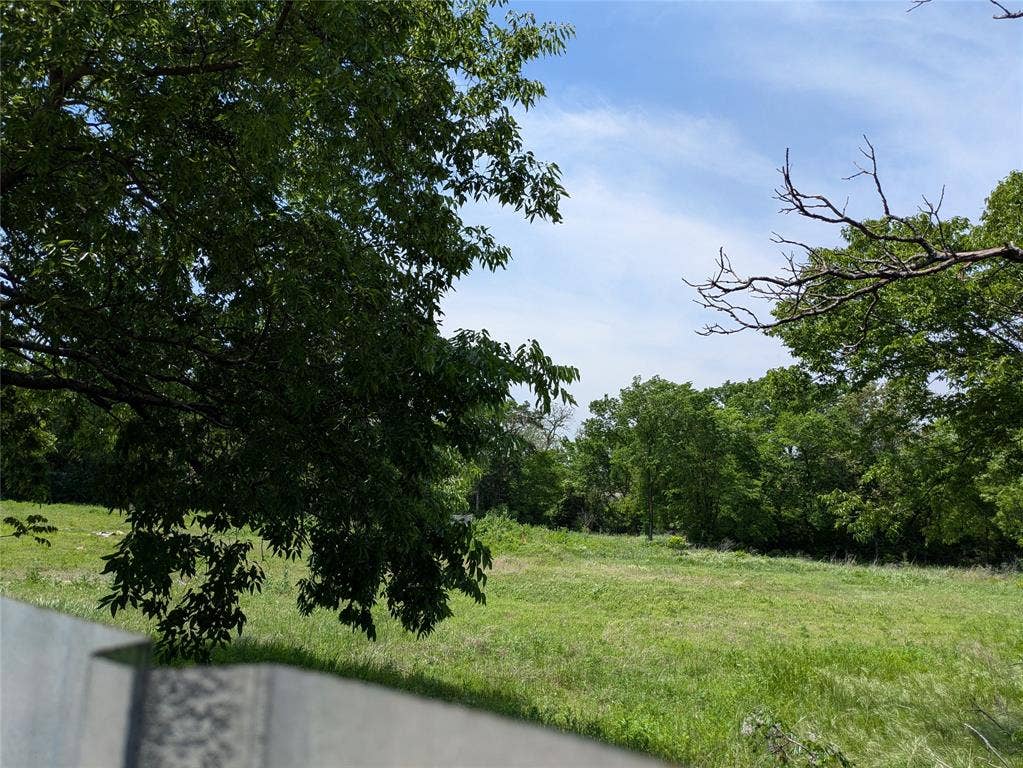 2437 Cedar Crest Boulevard, Dallas, TX 75203 2437 Cedar Crest Boulevard, Dallas, TX 75203