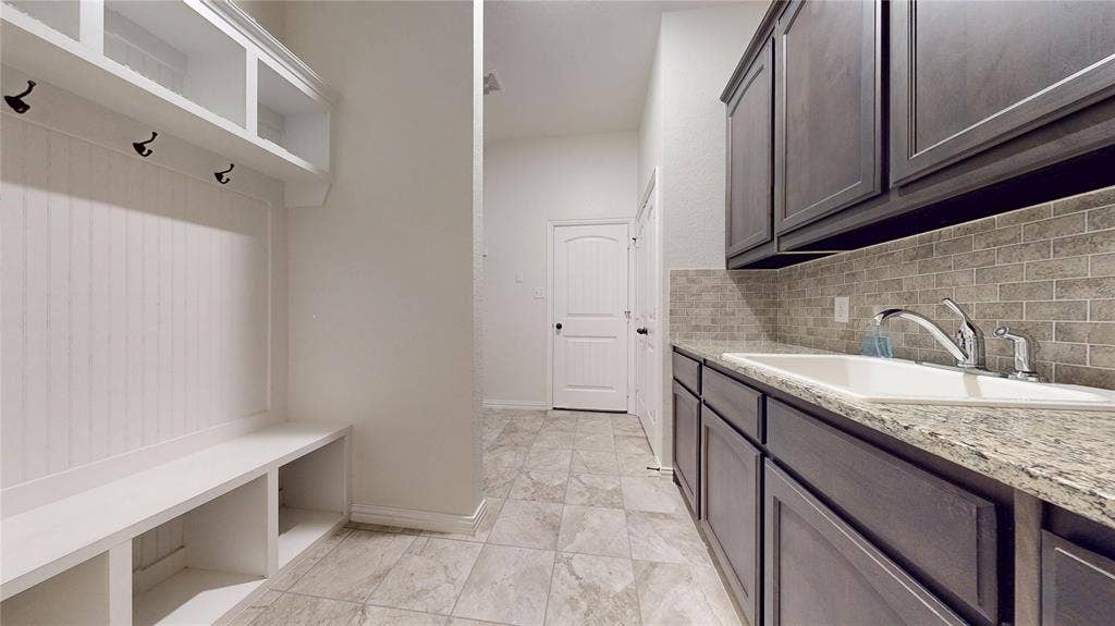 1021 Flagstone Drive, Weatherford, TX 76085 1021 Flagstone Drive, Weatherford, TX 76085