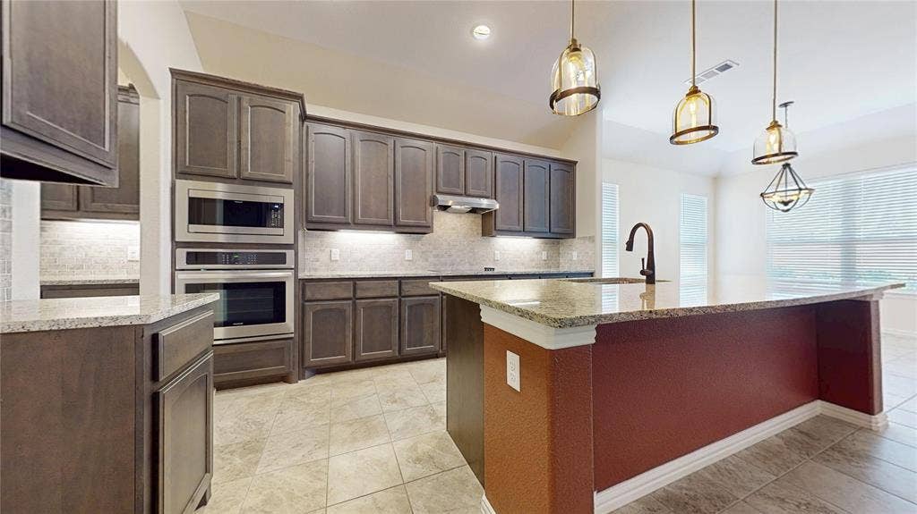 1021 Flagstone Drive, Weatherford, TX 76085 1021 Flagstone Drive, Weatherford, TX 76085
