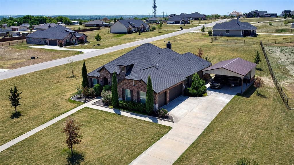 1021 Flagstone Drive, Weatherford, TX 76085 1021 Flagstone Drive, Weatherford, TX 76085