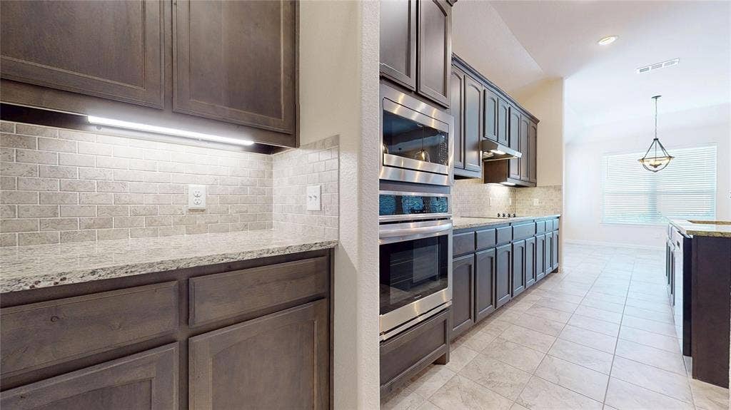 1021 Flagstone Drive, Weatherford, TX 76085 1021 Flagstone Drive, Weatherford, TX 76085