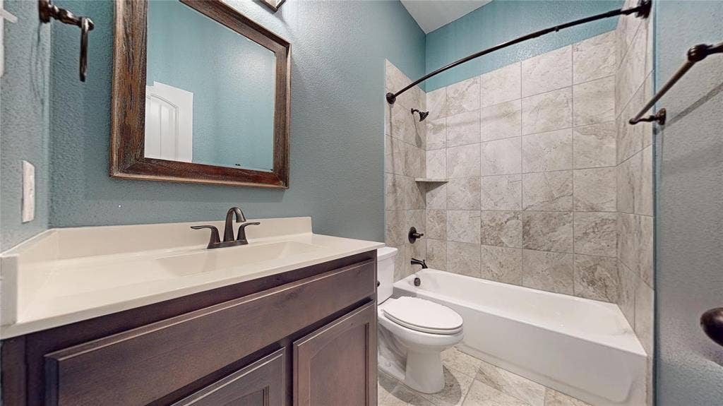 1021 Flagstone Drive, Weatherford, TX 76085 1021 Flagstone Drive, Weatherford, TX 76085