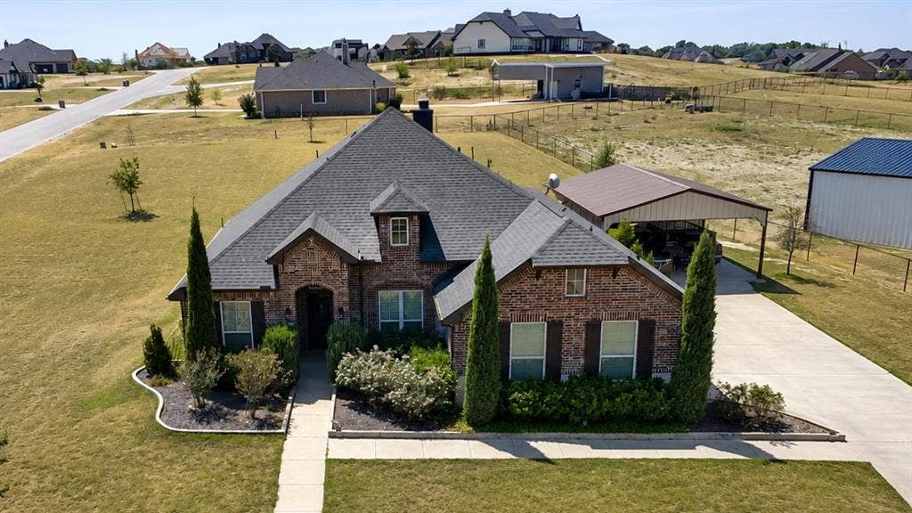 1021 Flagstone Drive, Weatherford, TX 76085 1021 Flagstone Drive, Weatherford, TX 76085