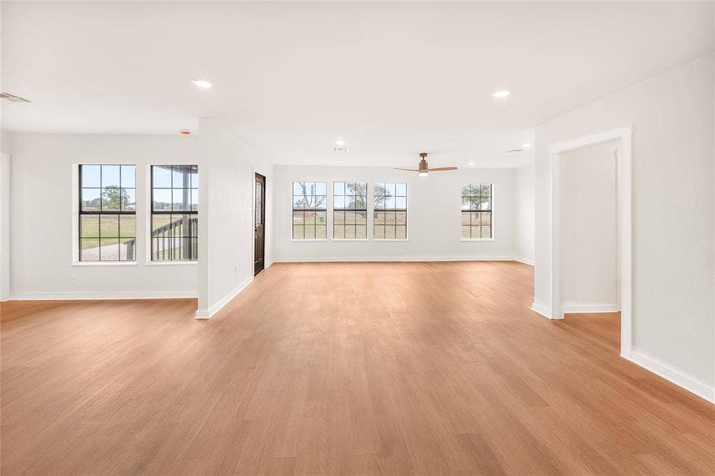 6903 Rogers Hill, Waco, TX 76705 6903 Rogers Hill, Waco, TX 76705